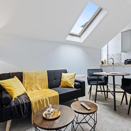 Modern Apartment Free Off Road Parking King Bed Suite 9 Nottingham Dış mekan fotoğraf