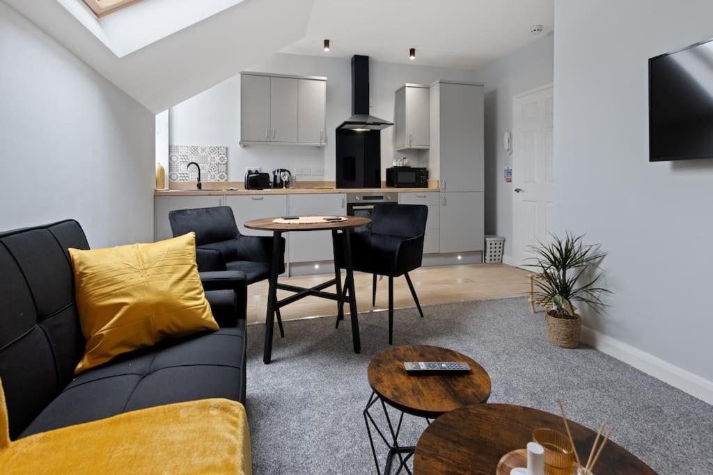 Modern Apartment Free Off Road Parking King Bed Suite 9 Nottingham Dış mekan fotoğraf