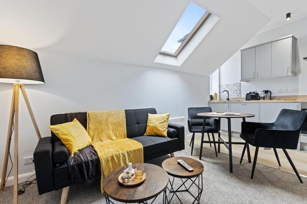 Modern Apartment Free Off Road Parking King Bed Suite 9 Nottingham Dış mekan fotoğraf